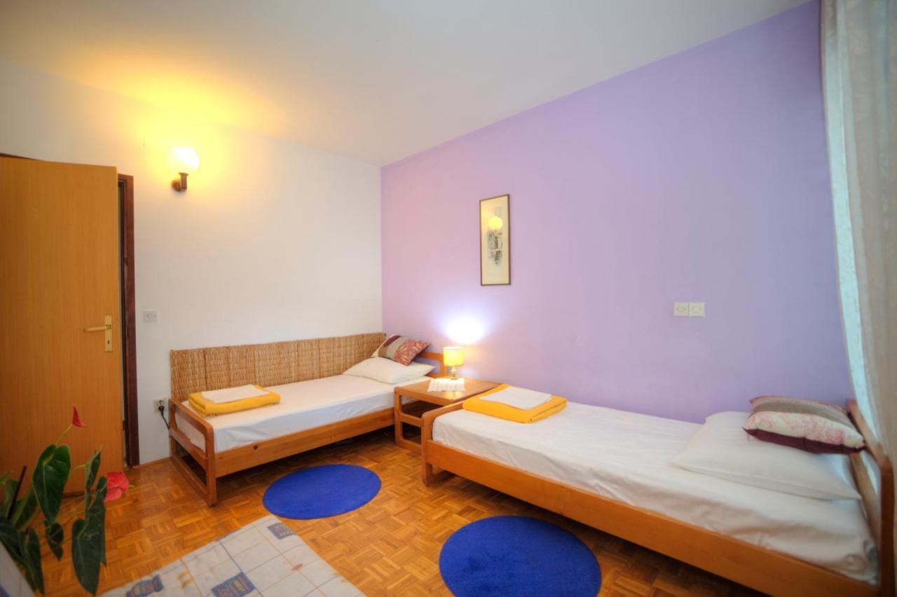 Apartments Villa Rojnica Jelsa  Εξωτερικό φωτογραφία