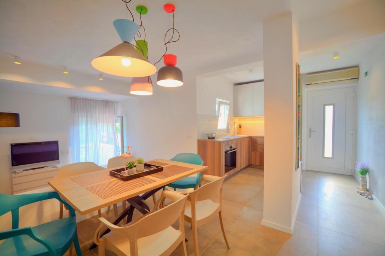 Apartments Villa Rojnica Jelsa  Εξωτερικό φωτογραφία